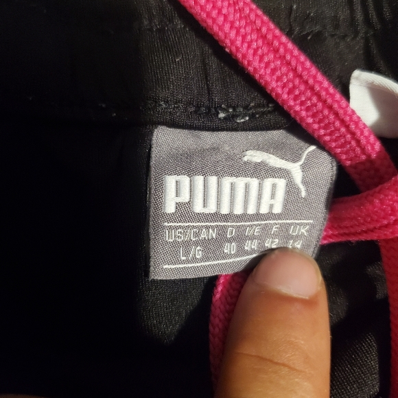 Puma shorts - Picture 3 of 3